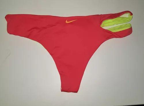 Nike Nike MISSY ASYMMETRICAL BIKINI BOTTOM B (Nike Swim) Női fürdőruha - SM-NESSD282-683
